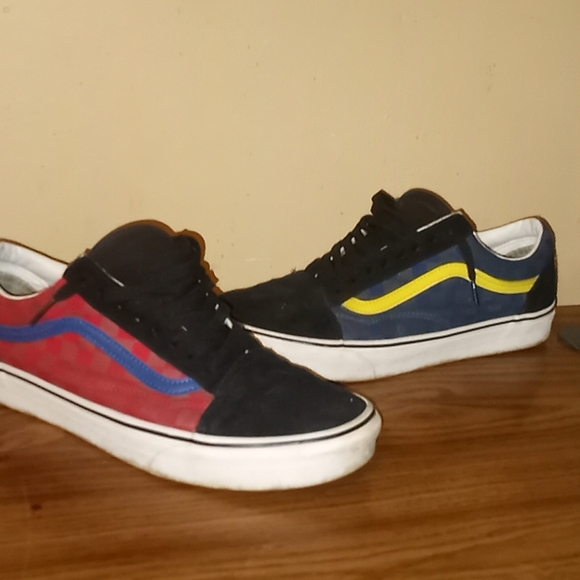 Vans from Hawaii - Picture 1 of 3